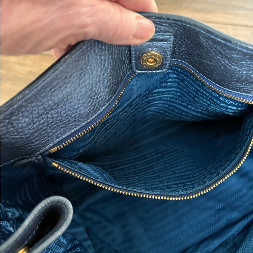 Prada metallic blue Leather handbag - Picture 8 of 14